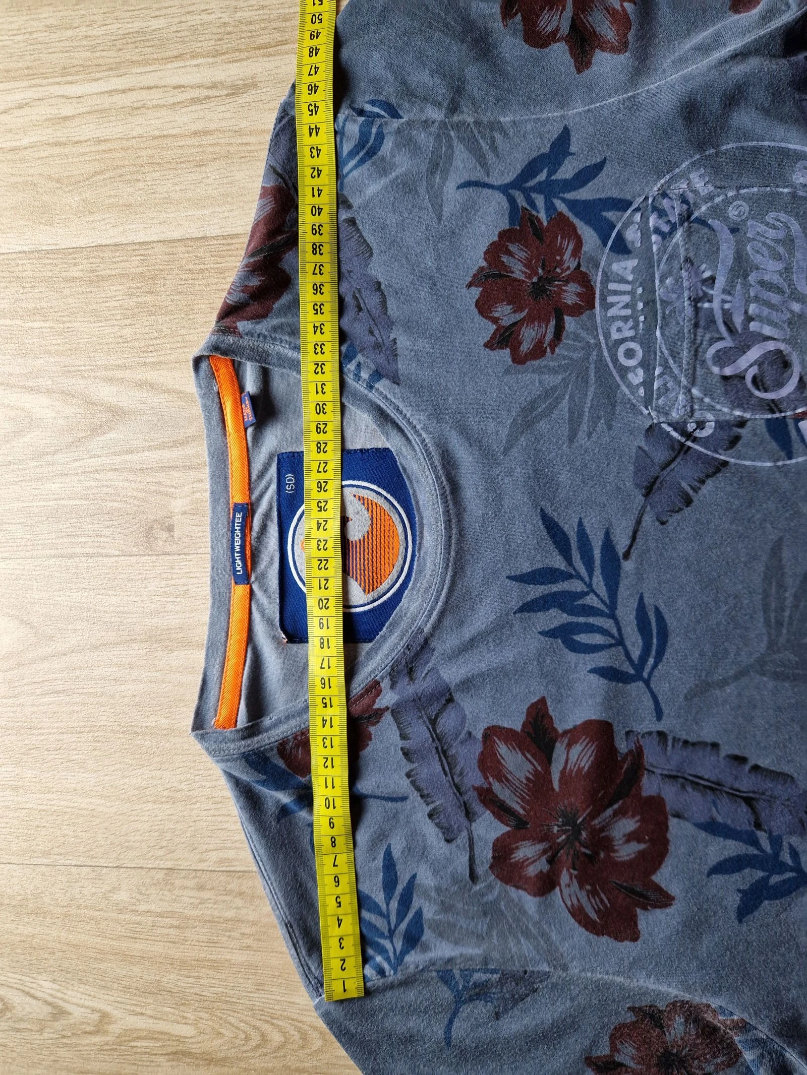T-shirt Superdry homem estampado floral cinza bordô tamanho G – photo 11